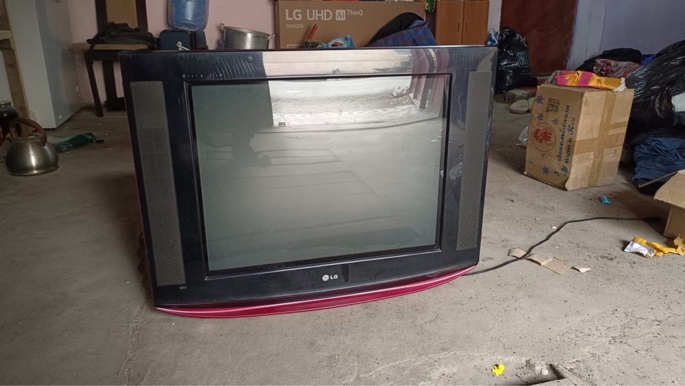 Продам телевизор