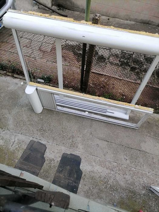 Дограма с електрически щори. Пищов.