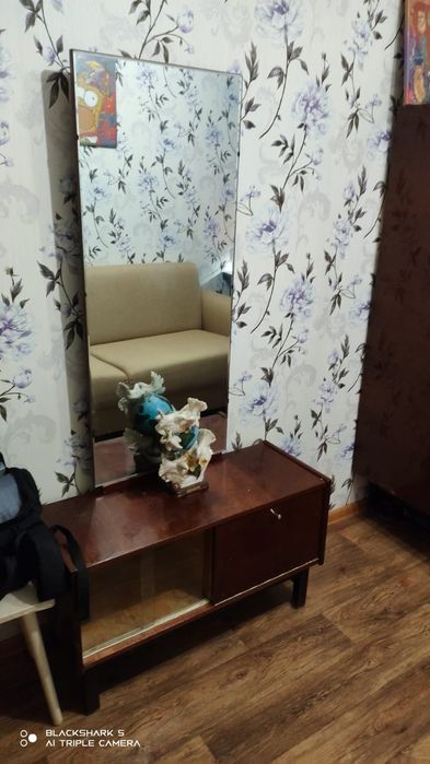 Отдаю даром мебель