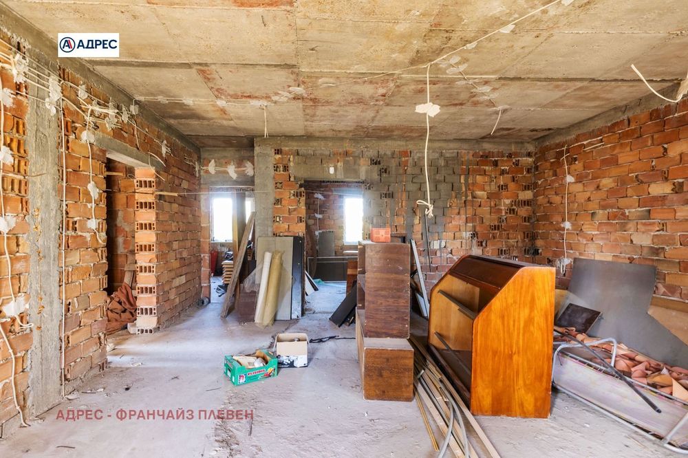 Продава се Къща в Белене - 200 кв.м за 253 €/кв.м - Снимка #11