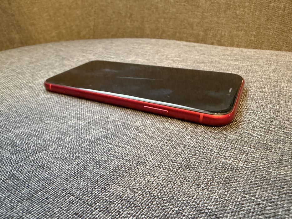 iPhone XR 64GB PRODUCT(RED) - Отлично състояние