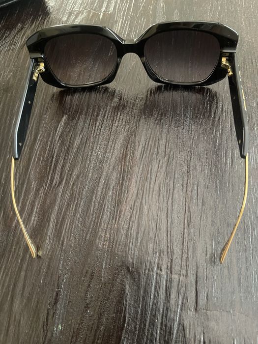 Дамски слънчеви очила Fendi