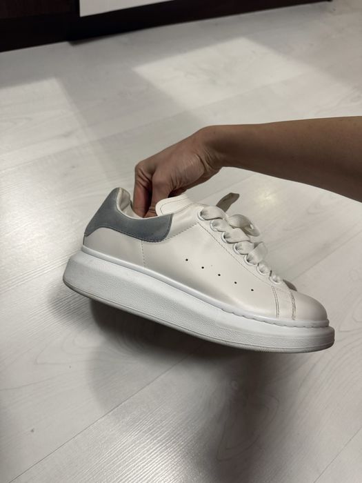 Alexander McQueen White/ Powder Blue