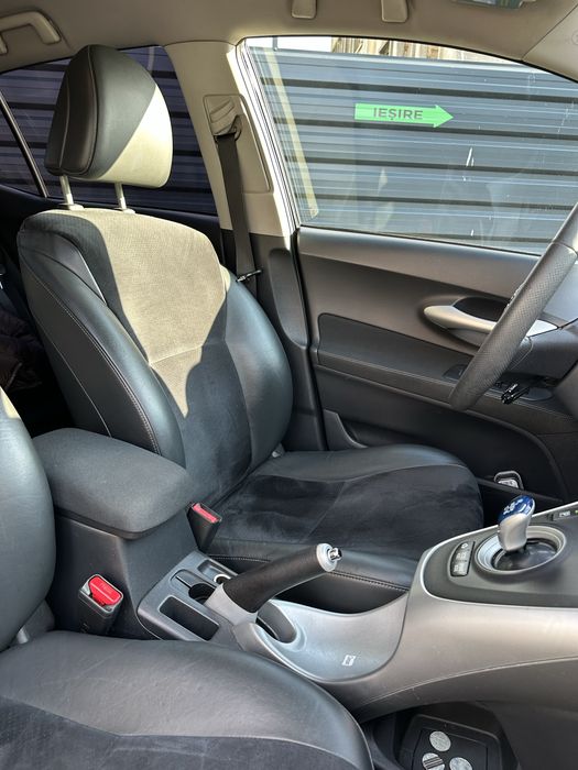 Toyota Auris (E15) 1.8 Hybrid