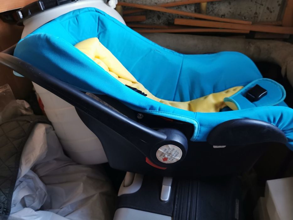 Бебешко столче за кола, гимнастика за бебе, кенгуру за бебе