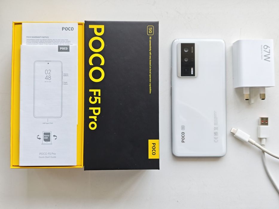 В отличном состоянии Poco F5 pro (память 12+6/512гб)