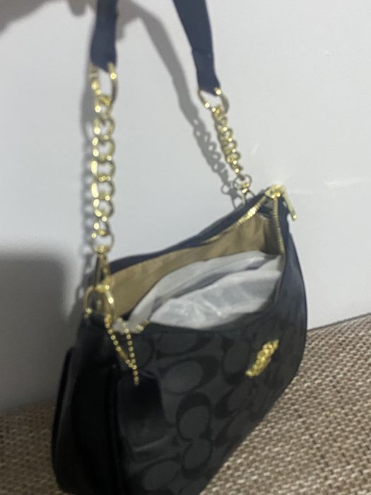 Geanta Coach noua