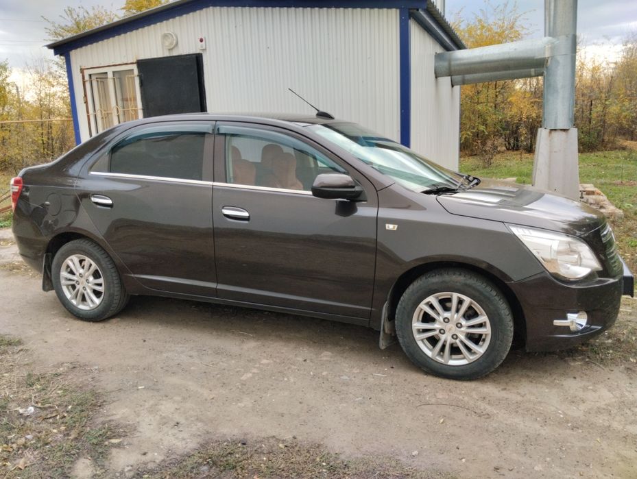 Продам Шевроле кобальт