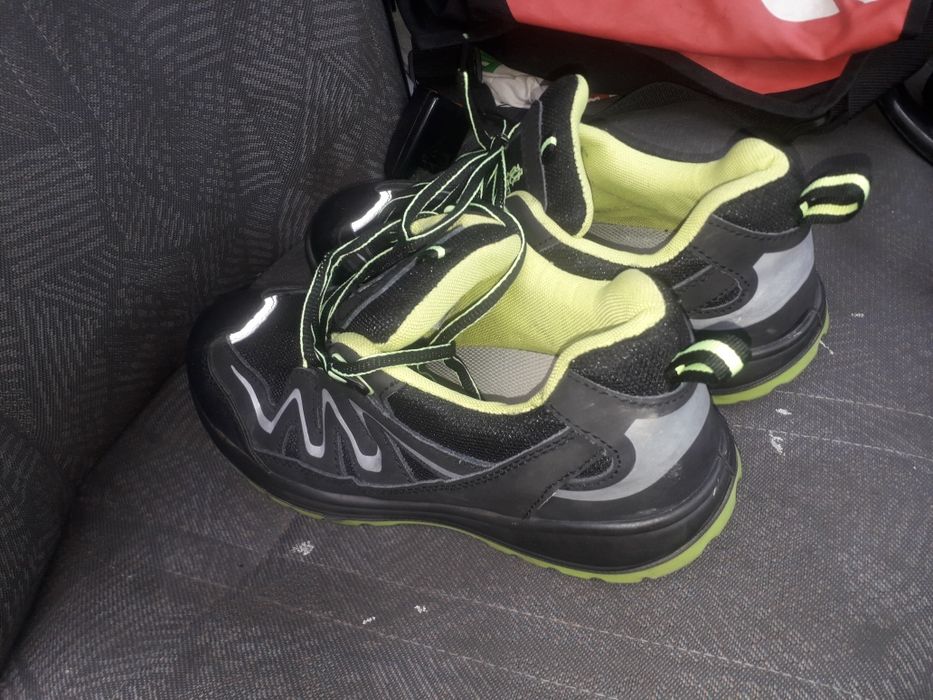 Bocanci cu bot de fier marimea 45 Germany