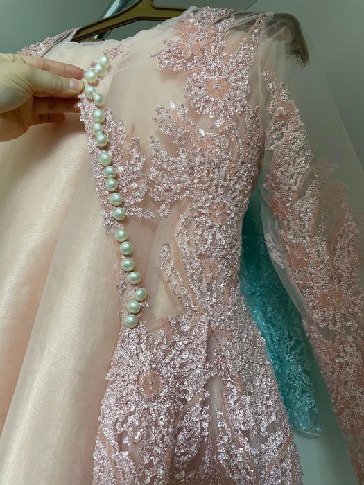 Продам платья