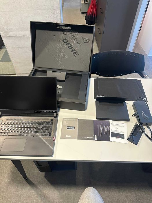 Laptop: Asus Rog Strix G733W_G733ZW 12gen i9 12900H 14 cores, 32GB