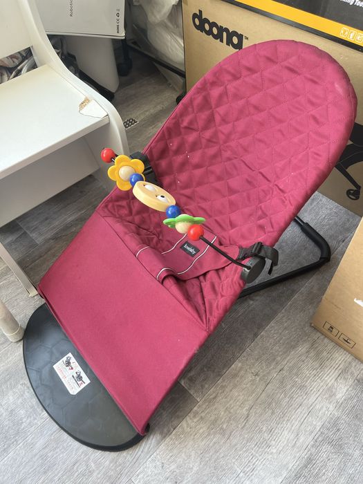 Продам шезлогн и кресло качалка