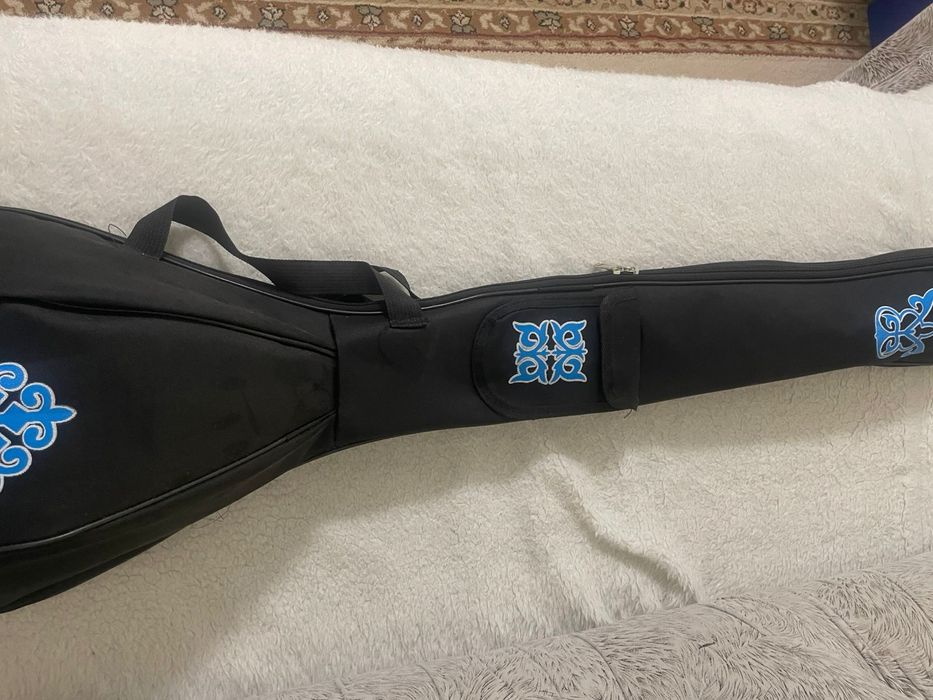 Домбыра ( чехол в подарок)