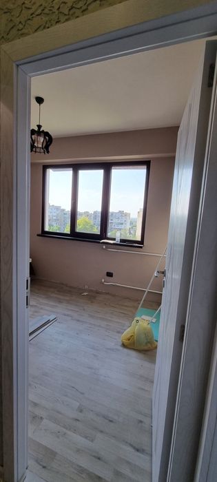 Дава се под наем Тристаен апартамент в Враца, Квартал 103 - 85 кв.м за 99450 € - Снимка #23