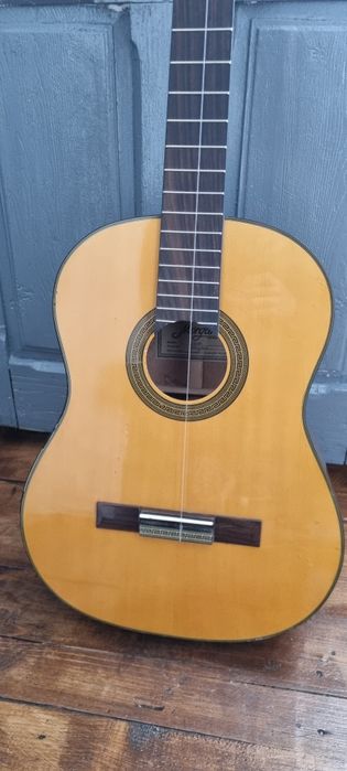 Chitara clasica Morgan