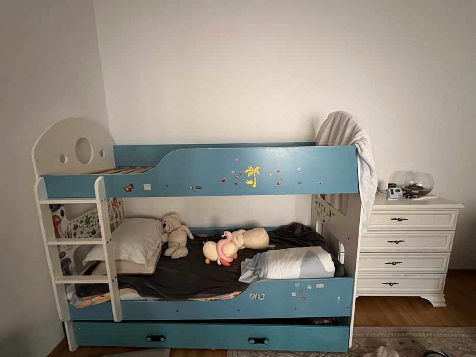 Pat suprapus pentru copii