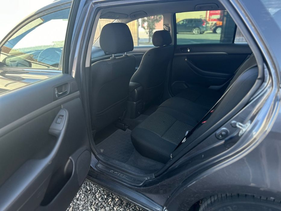 Toyota Avensis 2007 - 2.0 Diesel 126CP - Climatronic