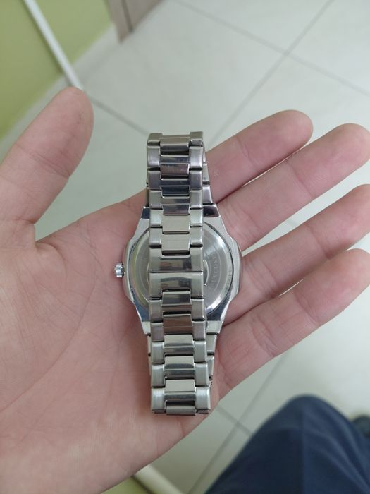 Продам часы Patrick Philippe