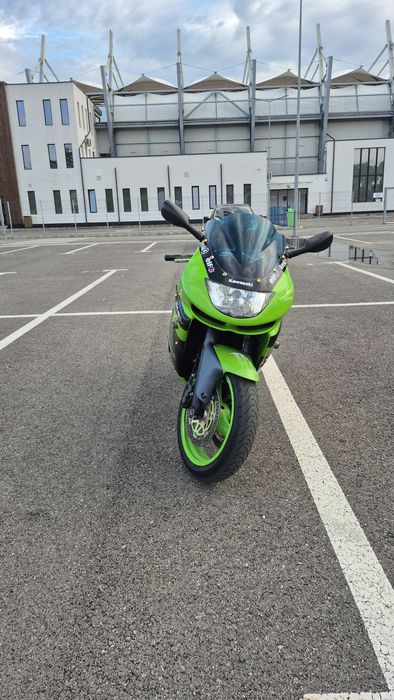 Vând Kawasaki ZX-9R 1999