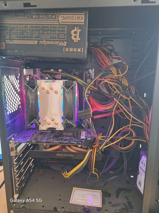 Игровой компютер  сотилади