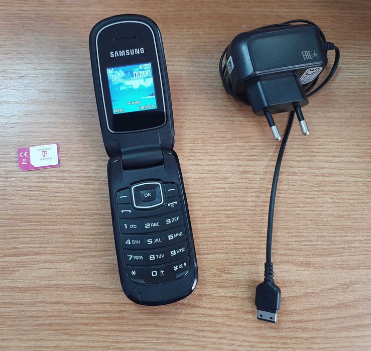 Telefon Samsung GT-E1150 clapeta seniori taste butoane necodat