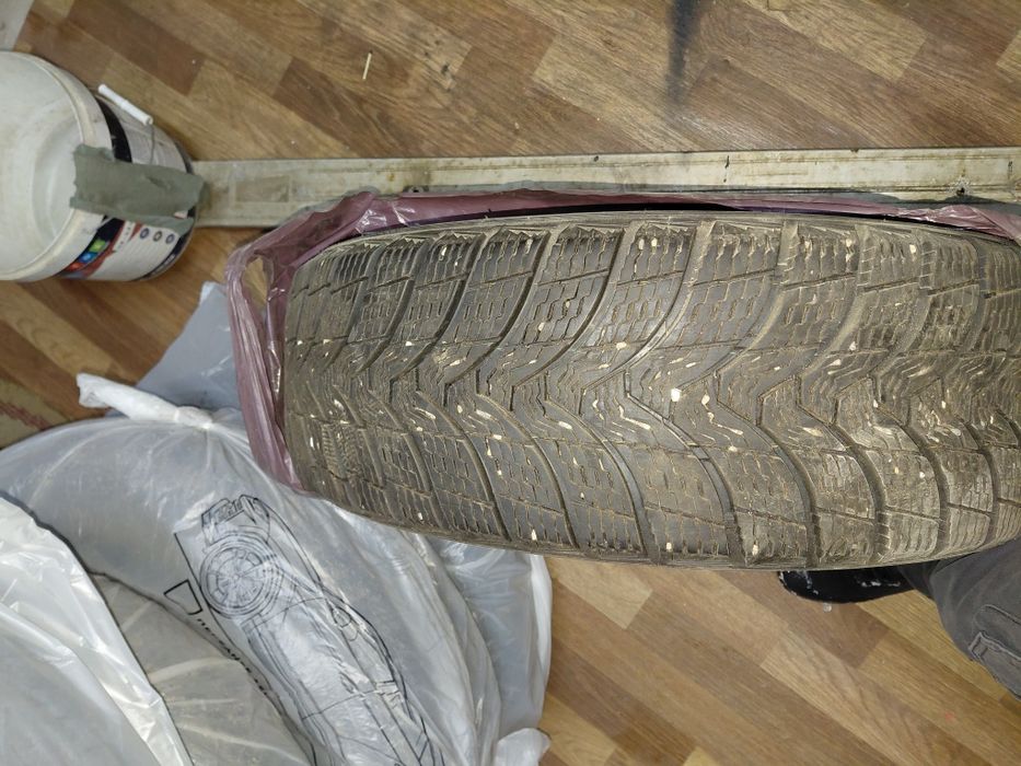 Продам диски с резиной