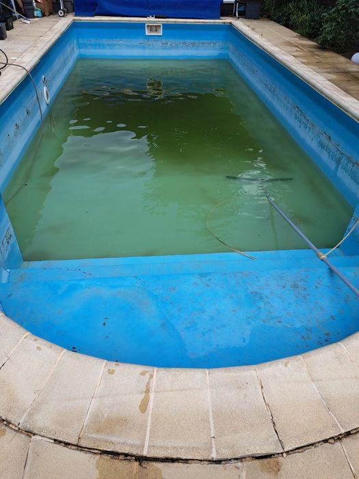 Intretinere piscina  servicii -mentenata instalati piacina Buc-Ilfov