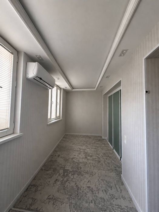 Продаётся своя квартира 3/4/4 кирпич — Яккасарай, Grand Mir