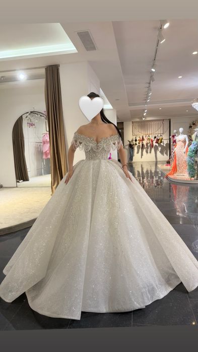 Чисто нова булчинска рокля Blini