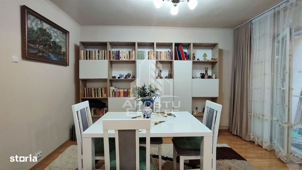 Apartament 4 camere, centrala proprie, zona Miorita — fotografia 3