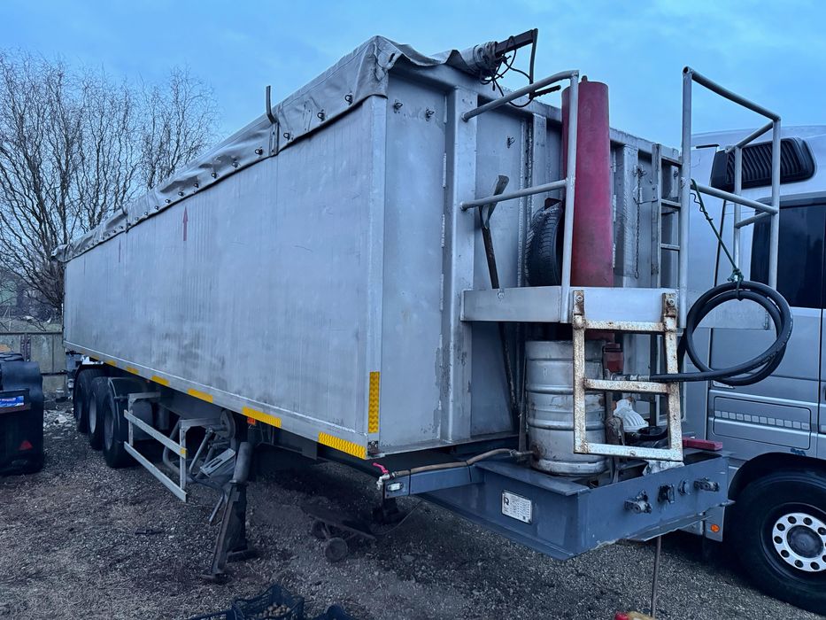 Semiremorca Cereale Aluminiu 50mc, An 2007, disc