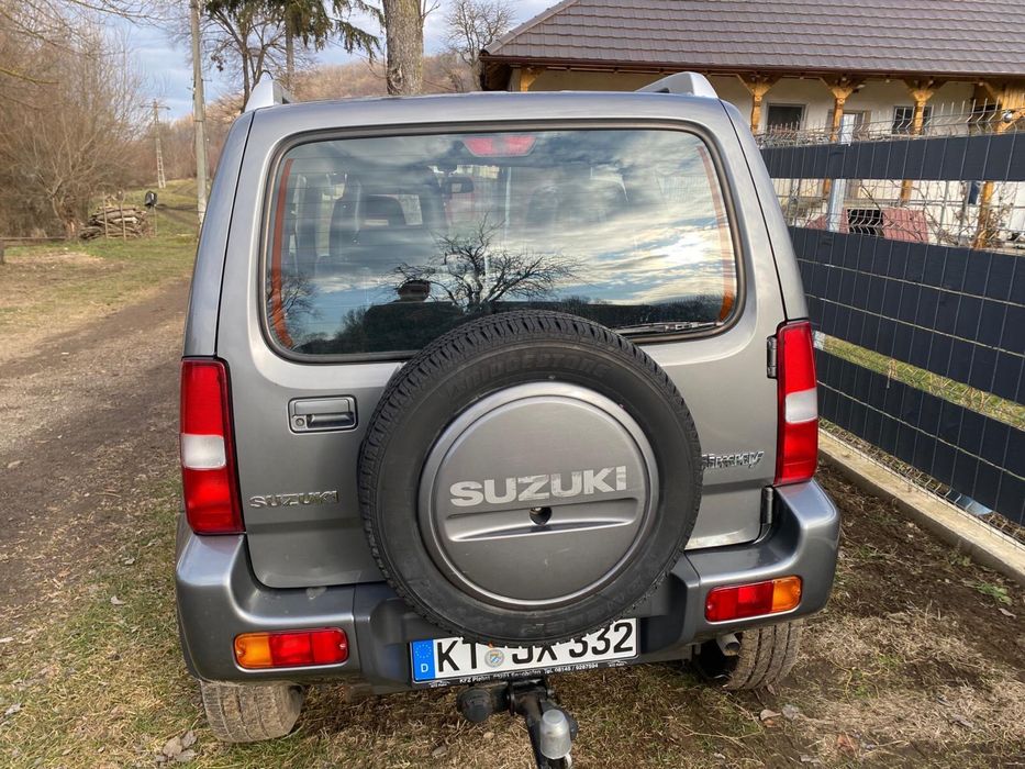 Suzuki Jimny.