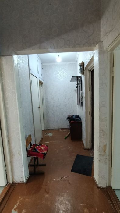 Продаётся 2ком.кв.10мкр.дом 4