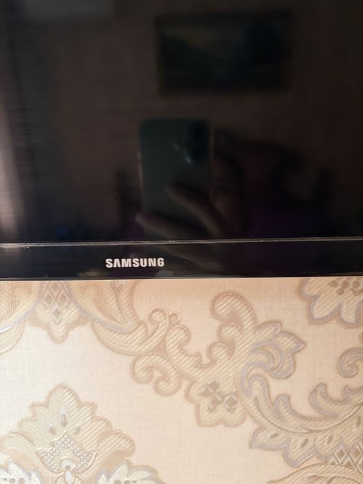 Продаю телевизор не смарт,