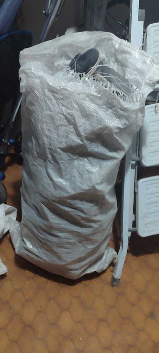 Детские вещи, обувь, куртки отдам