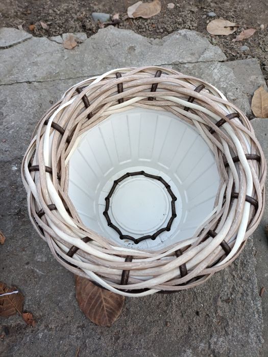 Горшки из ротанга