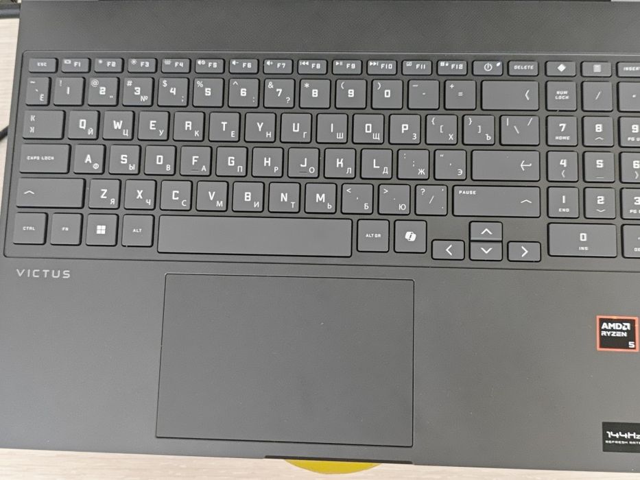 HP VICTUS на гарантии,