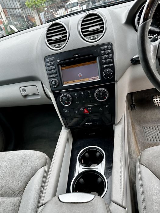 Mercedes ML300CDI Facelift 2010г Мерцедес МЛ300ЦДИ Фейслифт 190кс