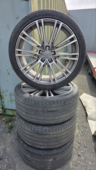 AUDI A7/A6/A8 20 цола с Гуми