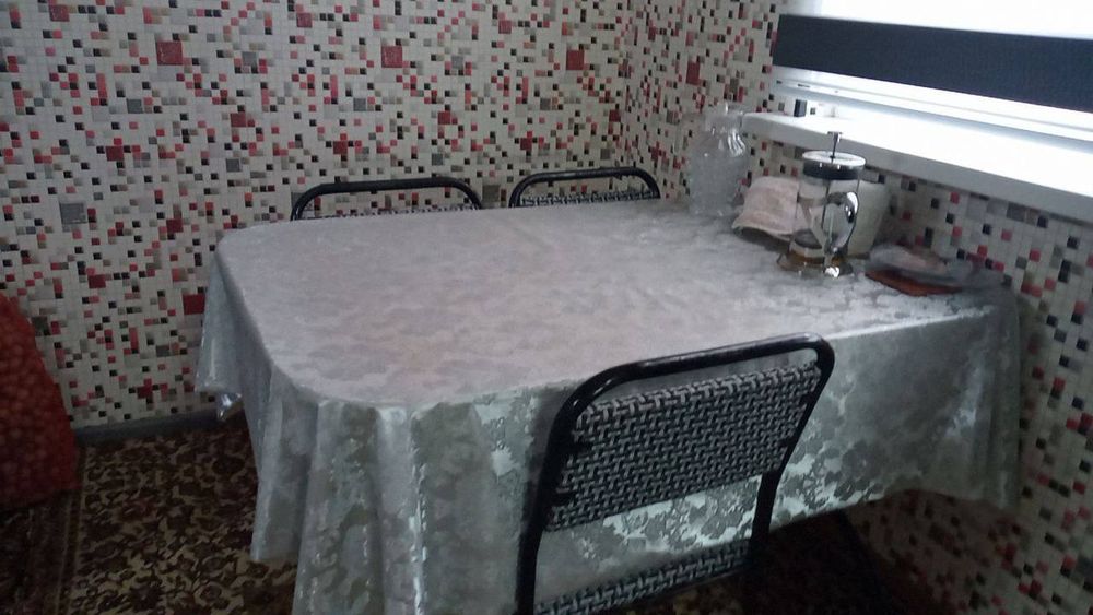 Тузель 1, Галантерея 3в4/4/4 ,77 серия,ирпич