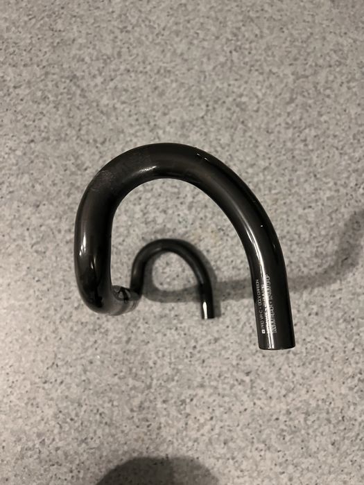 Ghidoane si pipe pentru MTB / cursiera / gravel, integrate, carbon