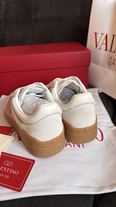 Adidasi Valentino -marime 36,37/premium full box/video