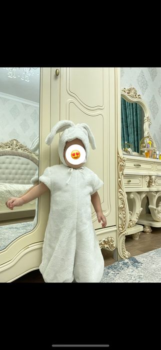 Костюм на прокат зайчик и санта