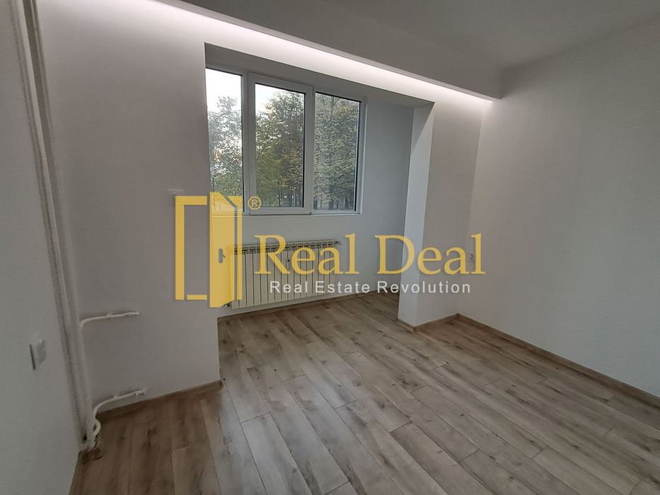 Продава се Тристаен апартамент в София, Толстой - 72 кв.м за 2250 €/кв.м - Снимка #5
