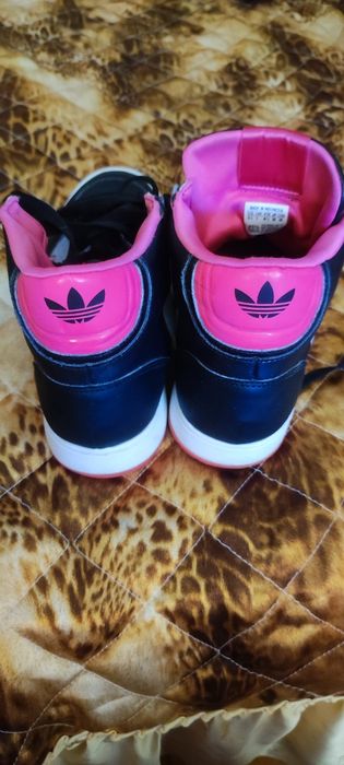 Маратонки Адидас