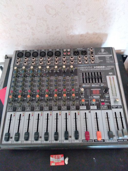 Продам Музыкальный аппаратура