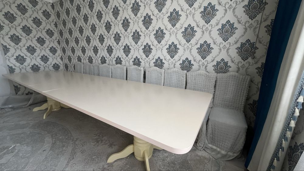 стол 4 метра и 12 стульев