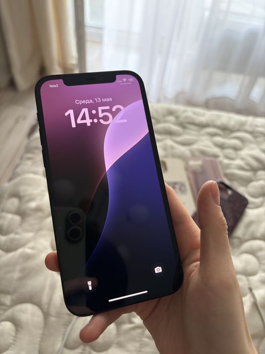 продам iphone 12