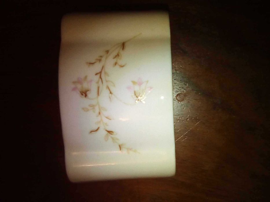 кутийки с капаче за бижута бижутерки от порцелан и дърво