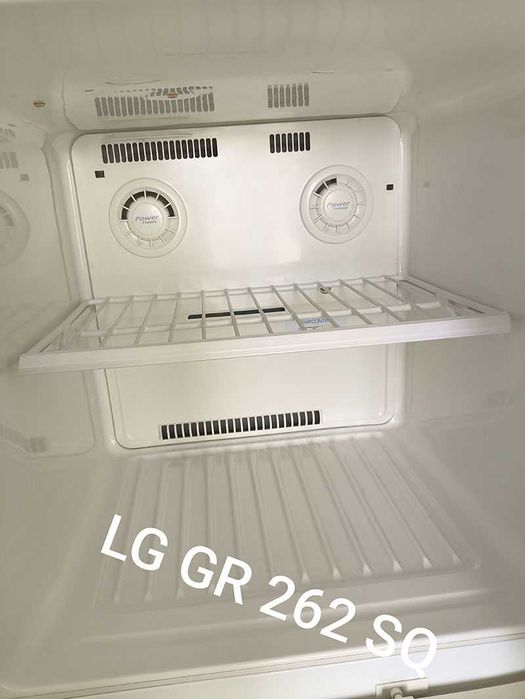 Холидильник LG GR 262